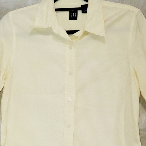 GAP • yellow pin striped button up shirt - Picture 2 of 3